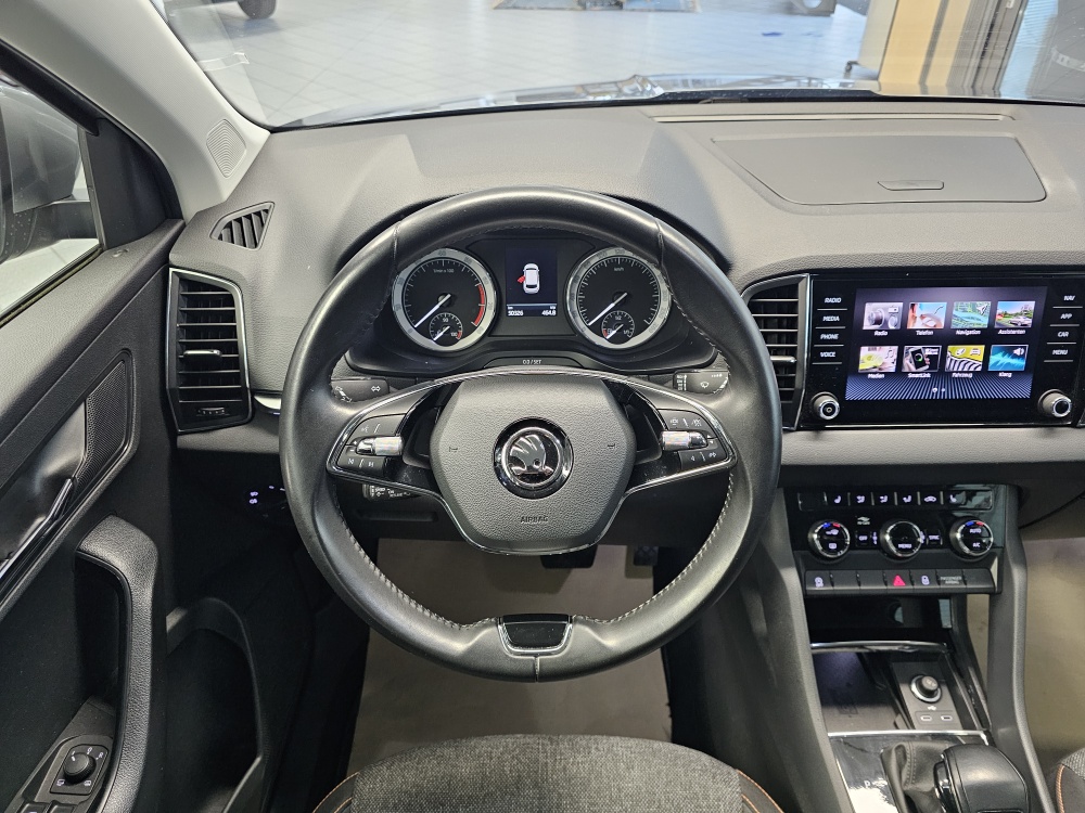 Skoda Karoq bei Hoffmann Automobile in Wolfsburg kaufen und sofort mitnehmen - Bild 23