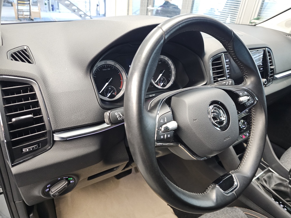 Skoda Karoq bei Hoffmann Automobile in Wolfsburg kaufen und sofort mitnehmen - Bild 24