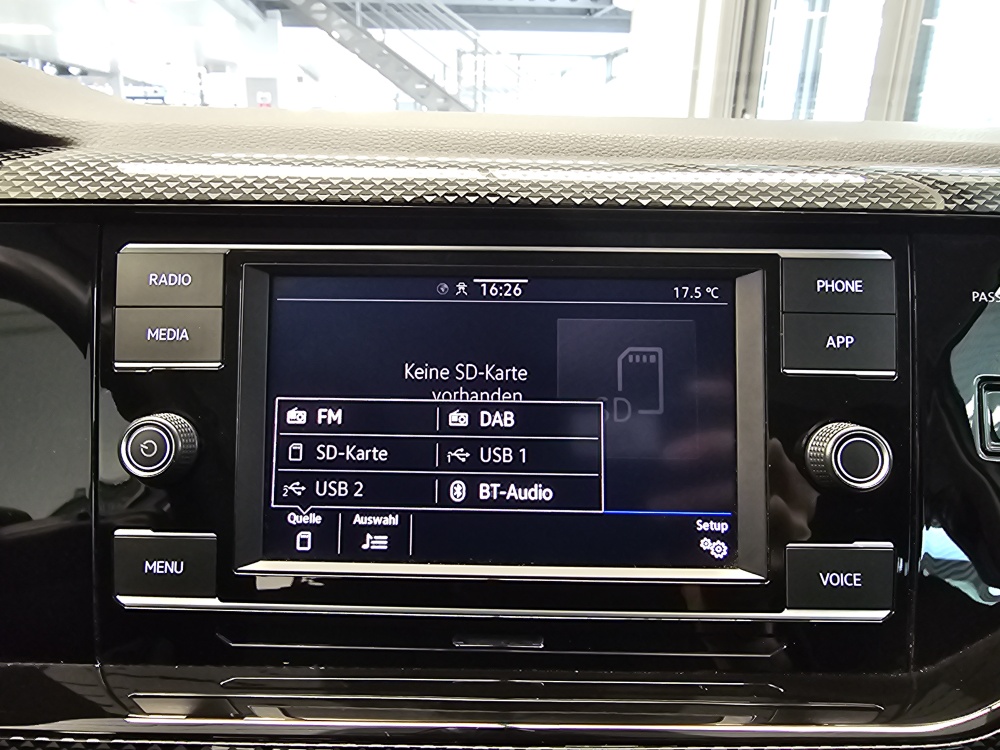 VW Polo bei Hoffmann Automobile in Wolfsburg kaufen und sofort mitnehmen - Bild 13