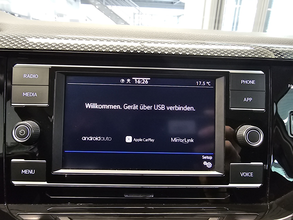 VW Polo bei Hoffmann Automobile in Wolfsburg kaufen und sofort mitnehmen - Bild 14