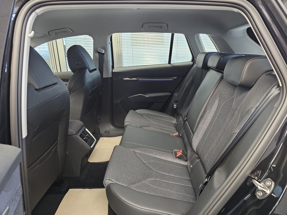 Skoda Elroq bei Hoffmann Automobile in Wolfsburg kaufen und sofort mitnehmen - Bild 5