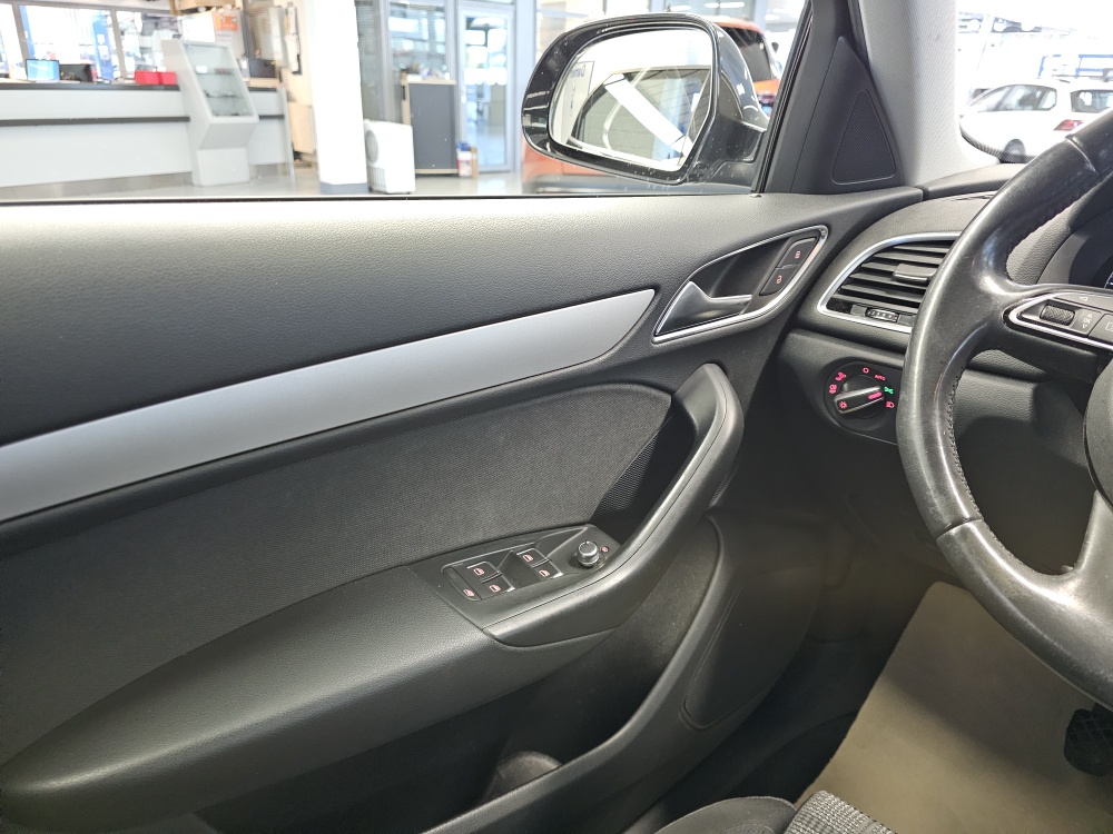 Audi Q3 bei Hoffmann Automobile in Wolfsburg kaufen und sofort mitnehmen - Bild 17