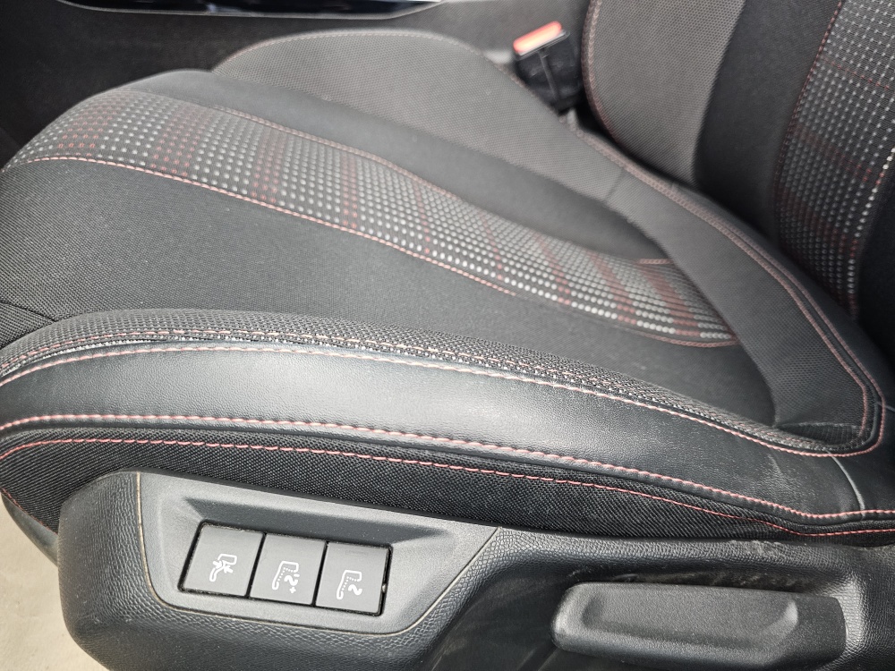 Peugeot 308 bei Hoffmann Automobile in Wolfsburg kaufen und sofort mitnehmen - Bild 23