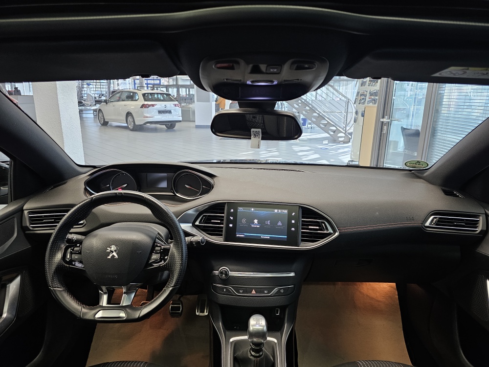 Peugeot 308 bei Hoffmann Automobile in Wolfsburg kaufen und sofort mitnehmen - Bild 8