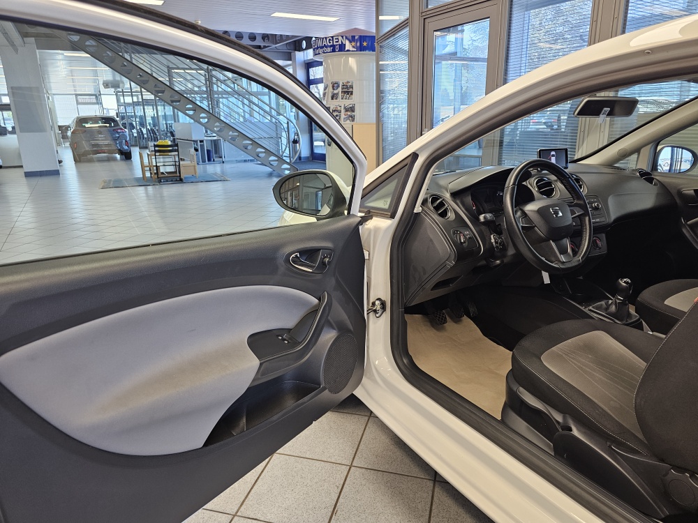 Seat Ibiza bei Hoffmann Automobile in Wolfsburg kaufen und sofort mitnehmen - Bild 17