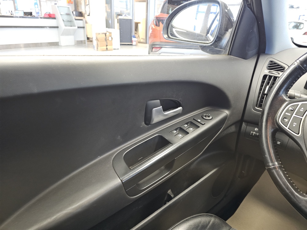 Kia Ceed bei Hoffmann Automobile in Wolfsburg kaufen und sofort mitnehmen - Bild 13