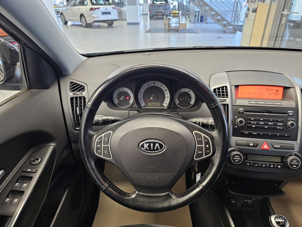 Kia Ceed bei Hoffmann Automobile in Wolfsburg kaufen und sofort mitnehmen - Bild 14