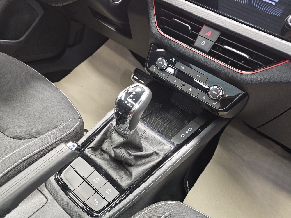 Skoda Kamiq bei Hoffmann Automobile in Wolfsburg kaufen und sofort mitnehmen - Bild 10