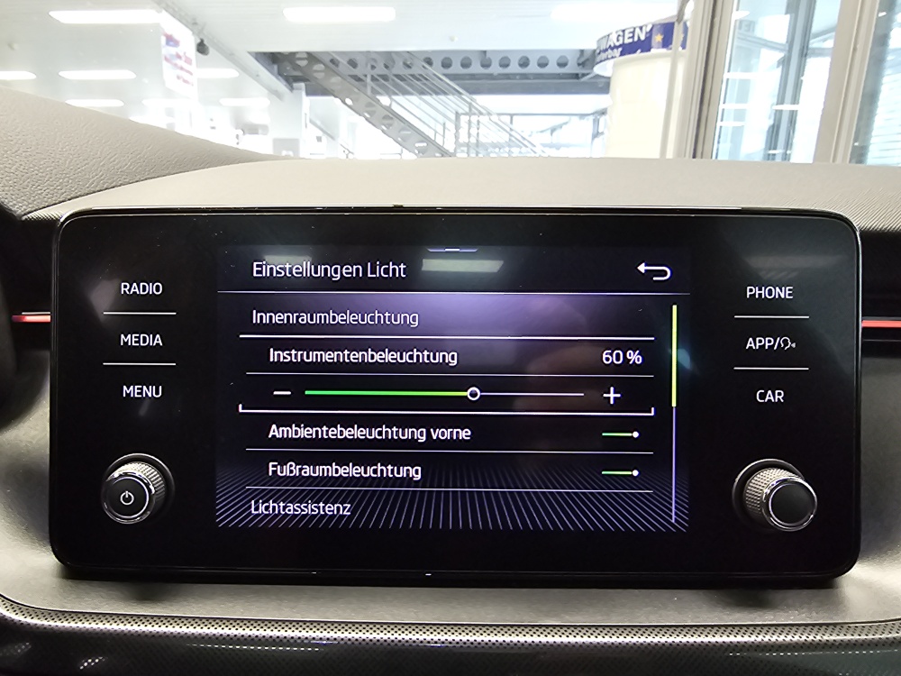 Skoda Kamiq bei Hoffmann Automobile in Wolfsburg kaufen und sofort mitnehmen - Bild 15