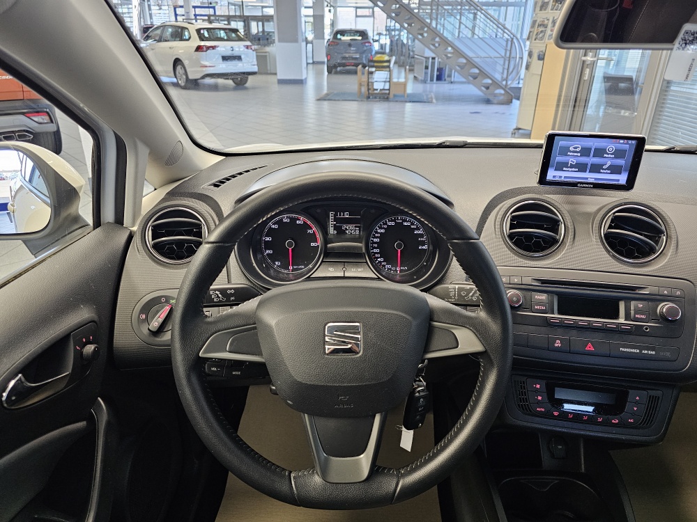 Seat Ibiza bei Hoffmann Automobile in Wolfsburg kaufen und sofort mitnehmen - Bild 12