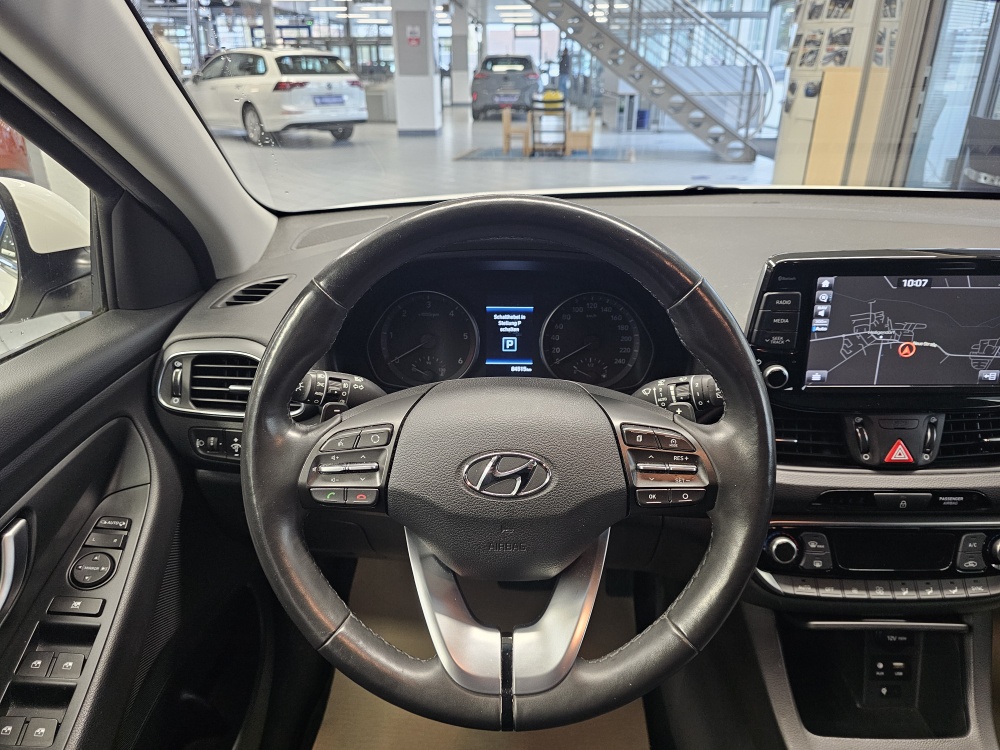 Hyundai i30 bei Hoffmann Automobile in Wolfsburg kaufen und sofort mitnehmen - Bild 15