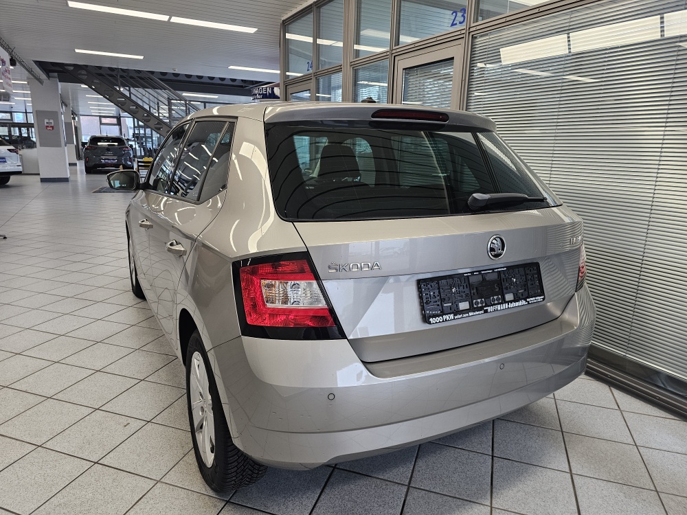 Skoda Fabia bei Hoffmann Automobile in Wolfsburg kaufen und sofort mitnehmen - Bild 3