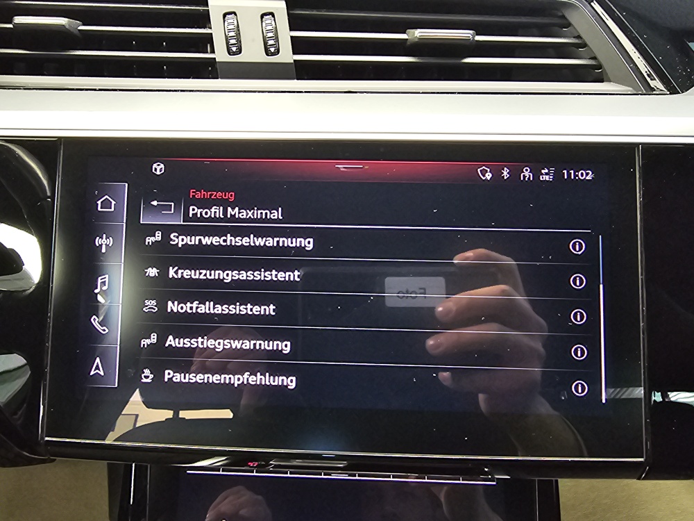 Audi e-tron bei Hoffmann Automobile in Wolfsburg kaufen und sofort mitnehmen - Bild 18