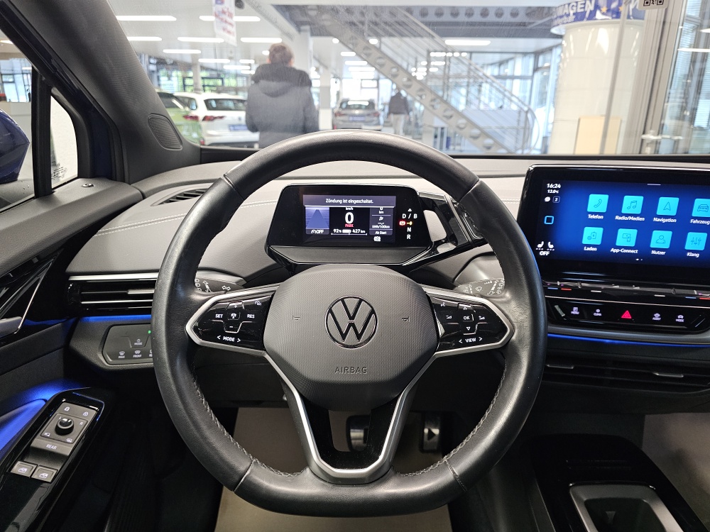 VW ID.4 bei Hoffmann Automobile in Wolfsburg kaufen und sofort mitnehmen - Bild 22