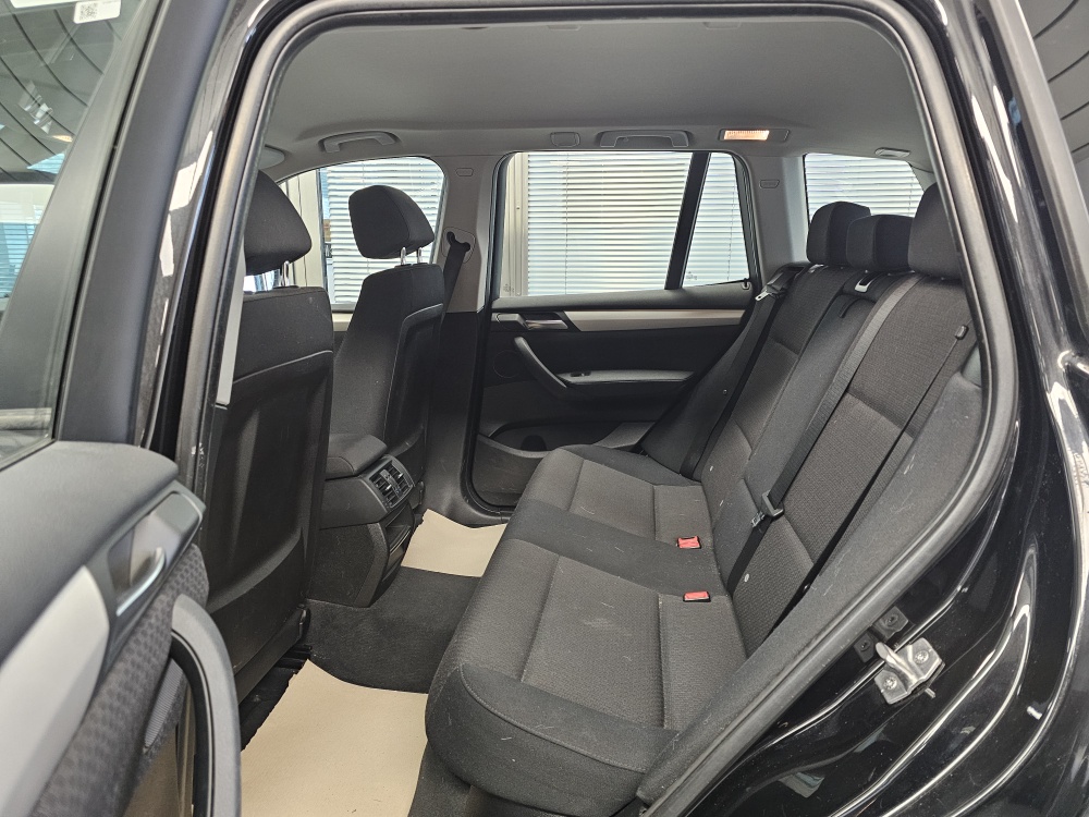 BMW X3 bei Hoffmann Automobile in Wolfsburg kaufen und sofort mitnehmen - Bild 4