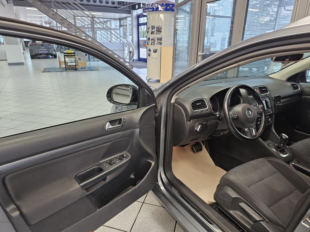 VW Golf Variant bei Hoffmann Automobile in Wolfsburg kaufen und sofort mitnehmen - Bild 17