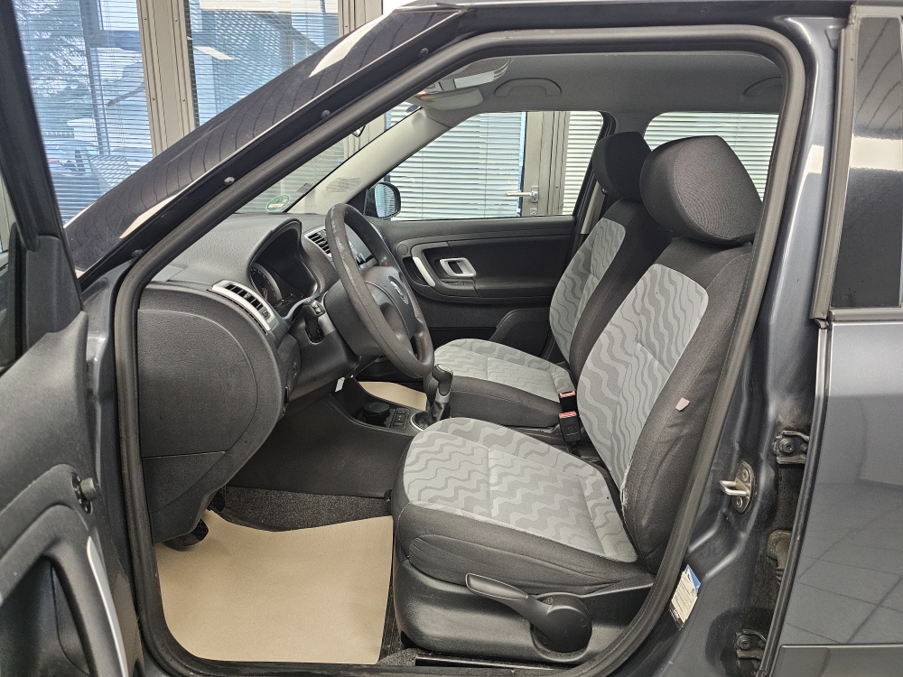 Skoda Fabia bei Hoffmann Automobile in Wolfsburg kaufen und sofort mitnehmen - Bild 13