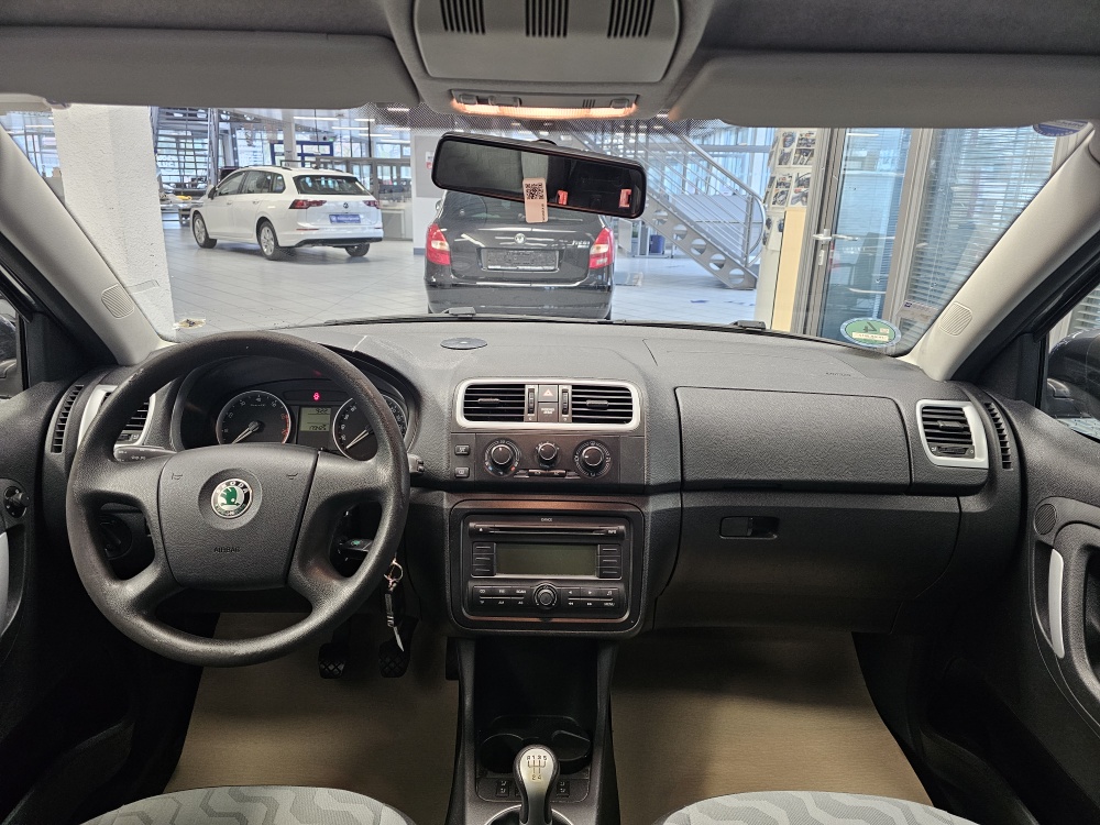 Skoda Fabia bei Hoffmann Automobile in Wolfsburg kaufen und sofort mitnehmen - Bild 5