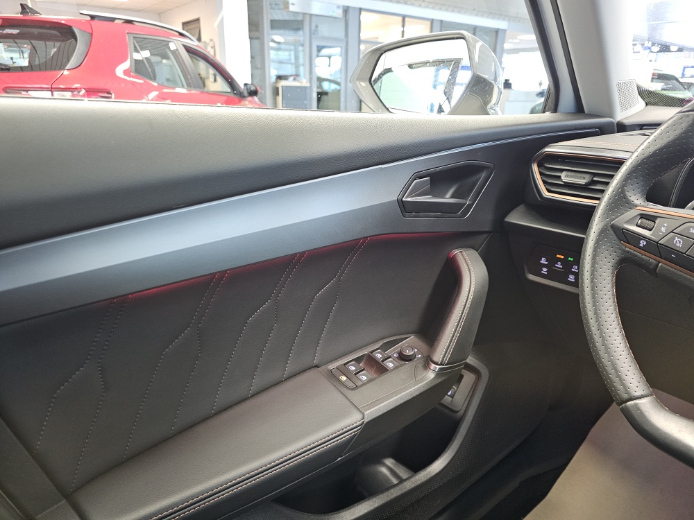 Cupra Formentor bei Hoffmann Automobile in Wolfsburg kaufen und sofort mitnehmen - Bild 23