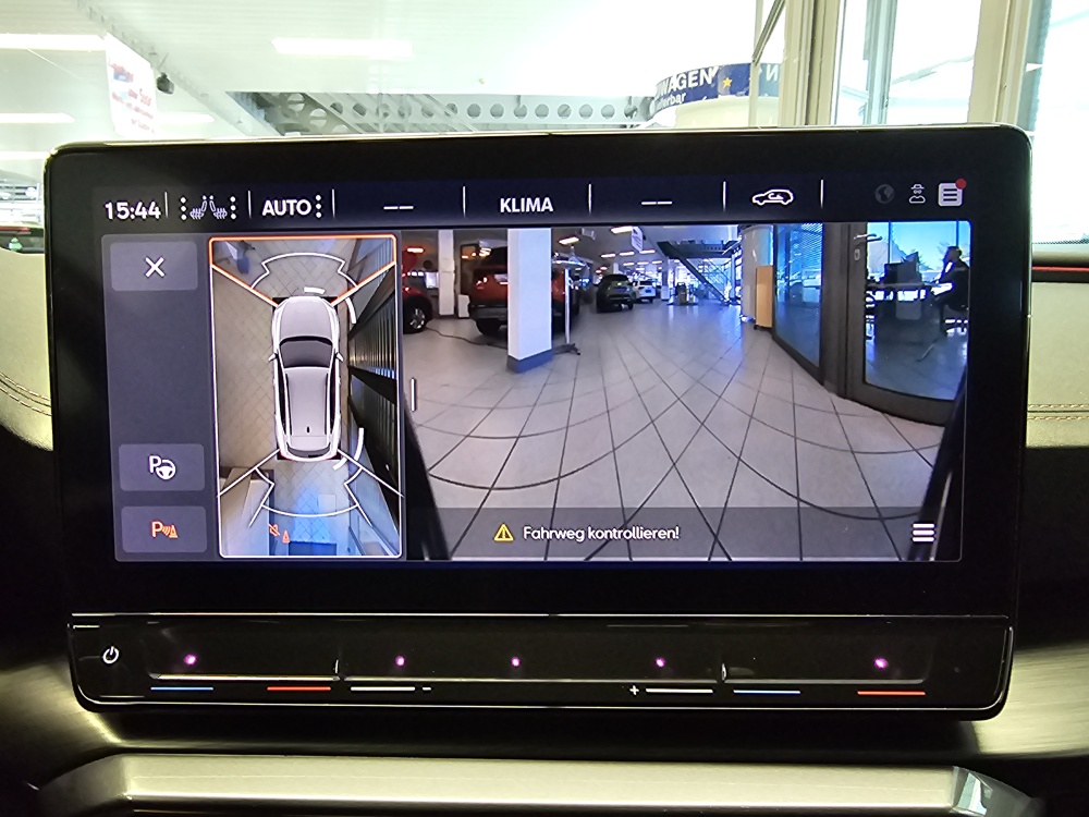 Cupra Formentor bei Hoffmann Automobile in Wolfsburg kaufen und sofort mitnehmen - Bild 17