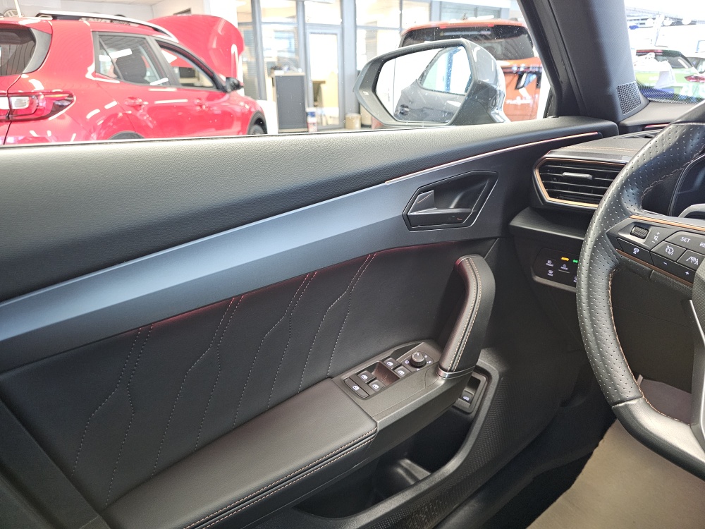 Cupra Formentor bei Hoffmann Automobile in Wolfsburg kaufen und sofort mitnehmen - Bild 26