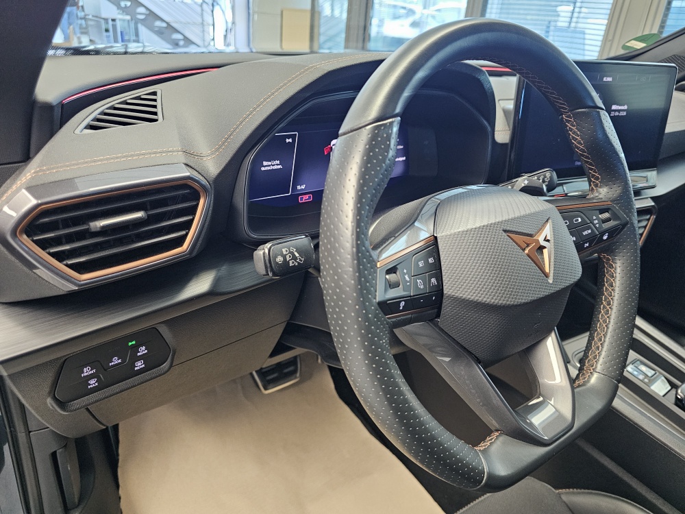 Cupra Formentor bei Hoffmann Automobile in Wolfsburg kaufen und sofort mitnehmen - Bild 28