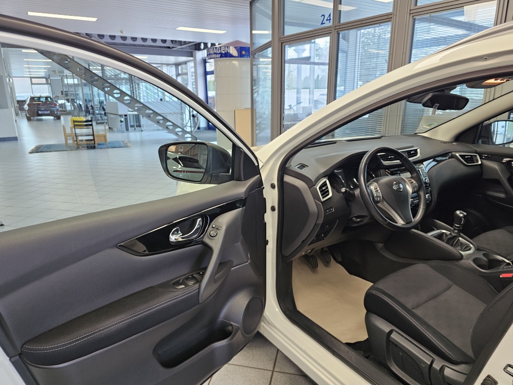 Nissan Qashqai bei Hoffmann Automobile in Wolfsburg kaufen und sofort mitnehmen - Bild 21