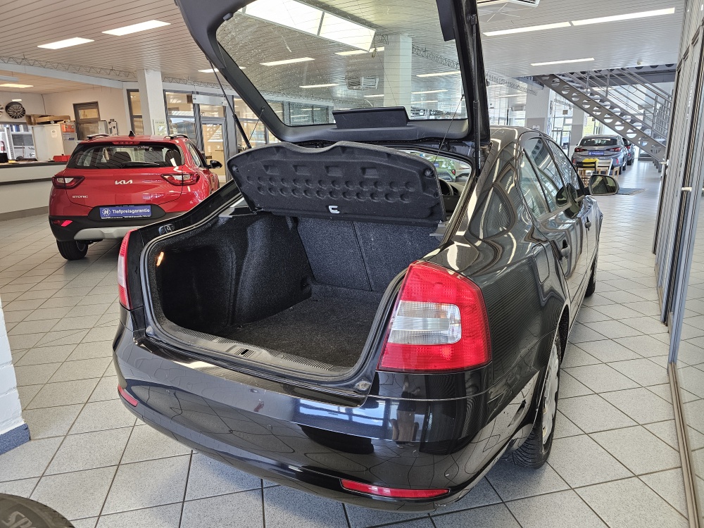 Skoda Octavia bei Hoffmann Automobile in Wolfsburg kaufen und sofort mitnehmen - Bild 2