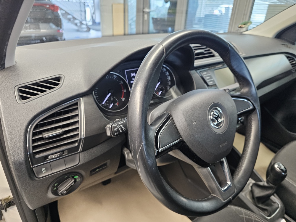 Skoda Fabia bei Hoffmann Automobile in Wolfsburg kaufen und sofort mitnehmen - Bild 16