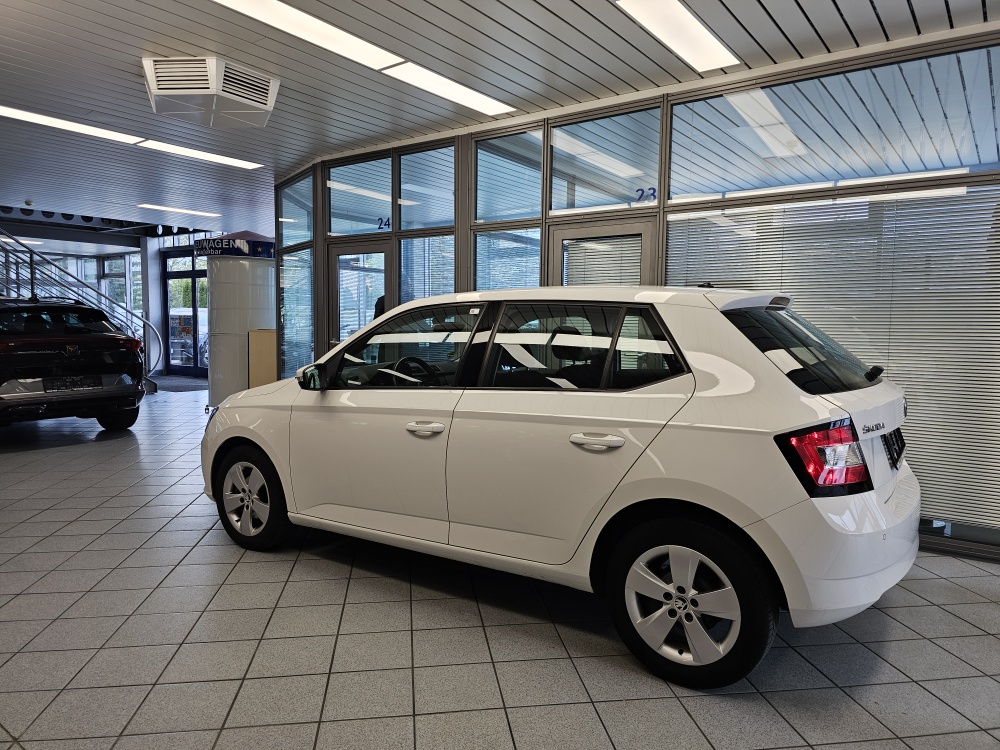 Skoda Fabia bei Hoffmann Automobile in Wolfsburg kaufen und sofort mitnehmen - Bild 19