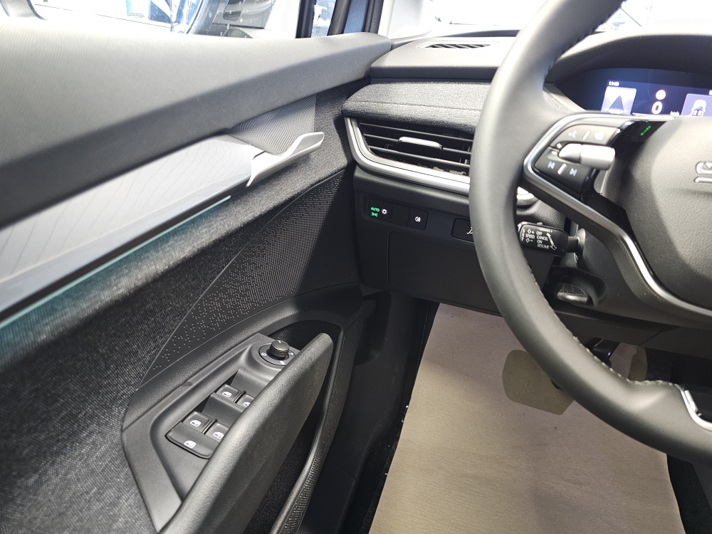 Skoda Elroq bei Hoffmann Automobile in Wolfsburg kaufen und sofort mitnehmen - Bild 19