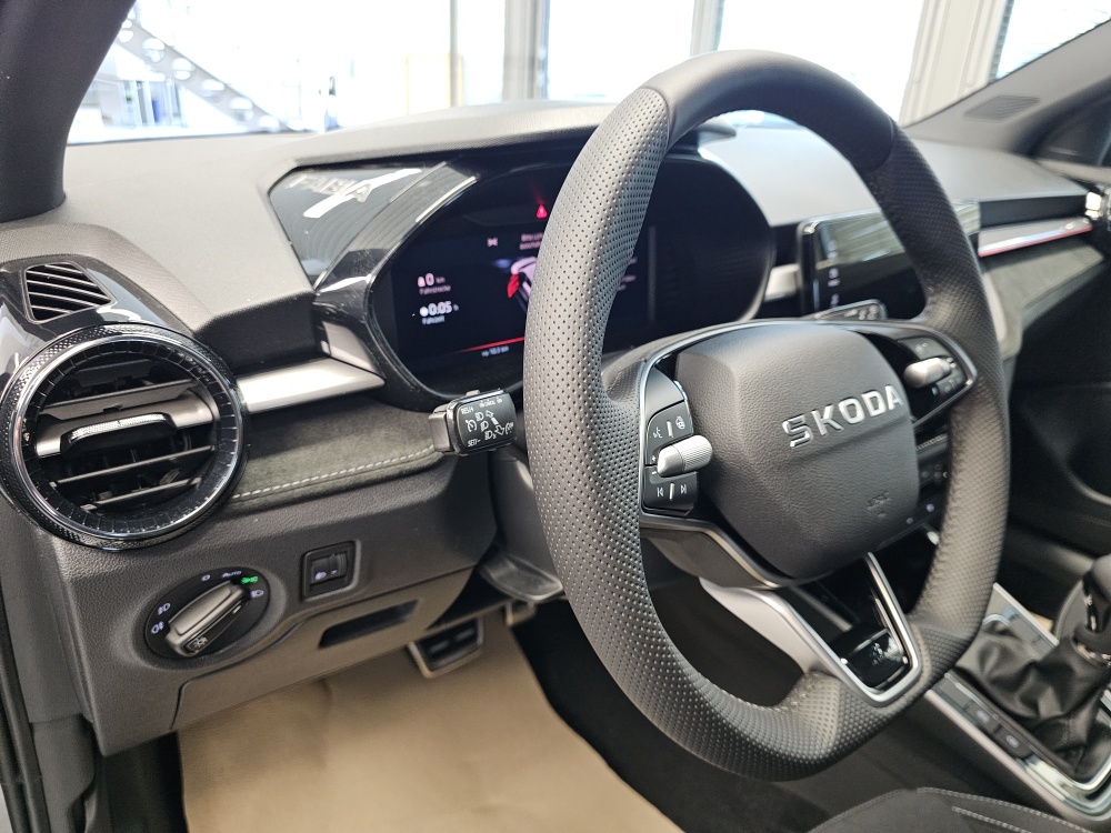 Skoda Fabia bei Hoffmann Automobile in Wolfsburg kaufen und sofort mitnehmen - Bild 20