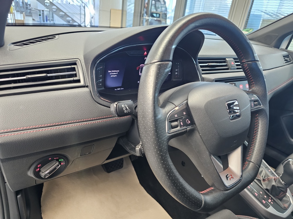 Seat Arona bei Hoffmann Automobile in Wolfsburg kaufen und sofort mitnehmen - Bild 20