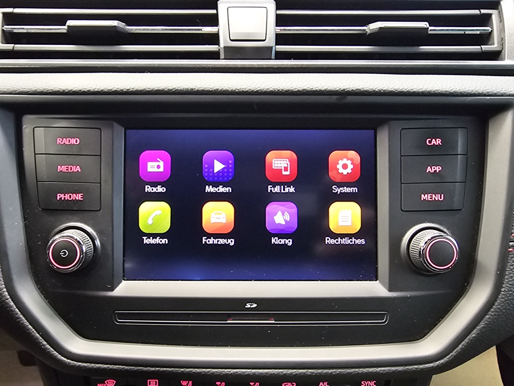 Seat Arona bei Hoffmann Automobile in Wolfsburg kaufen und sofort mitnehmen - Bild 8