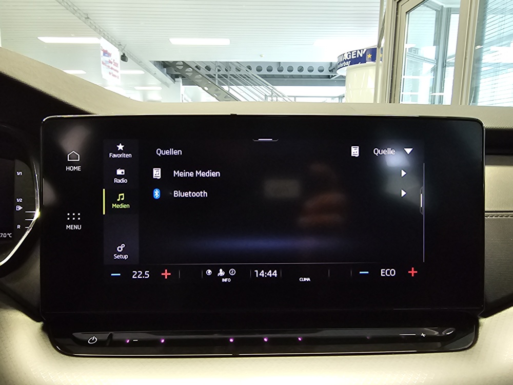 Skoda Octavia Combi bei Hoffmann Automobile in Wolfsburg kaufen und sofort mitnehmen - Bild 12