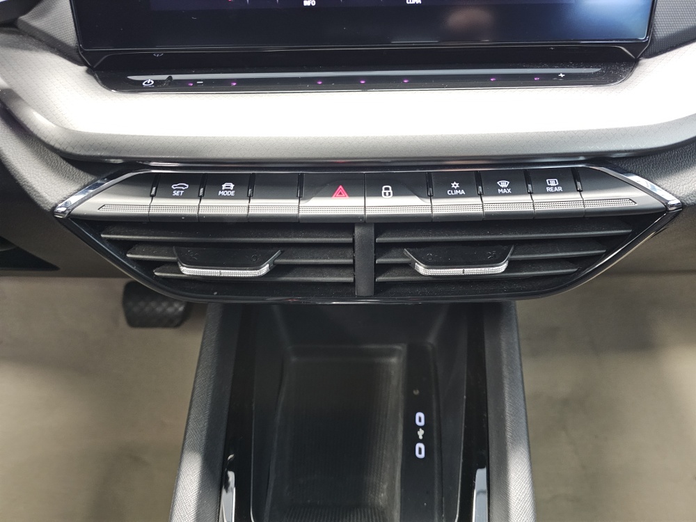 Skoda Octavia Combi bei Hoffmann Automobile in Wolfsburg kaufen und sofort mitnehmen - Bild 8