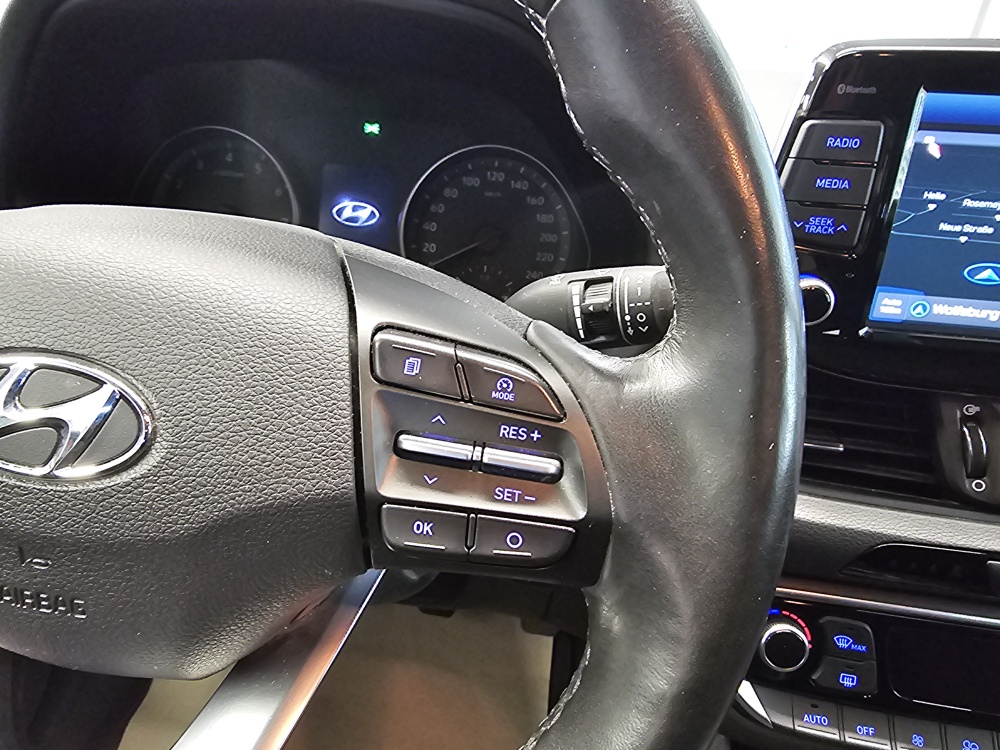 Hyundai i30 Fastback bei Hoffmann Automobile in Wolfsburg kaufen und sofort mitnehmen - Bild 16