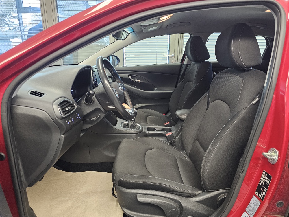 Hyundai i30 Fastback bei Hoffmann Automobile in Wolfsburg kaufen und sofort mitnehmen - Bild 22