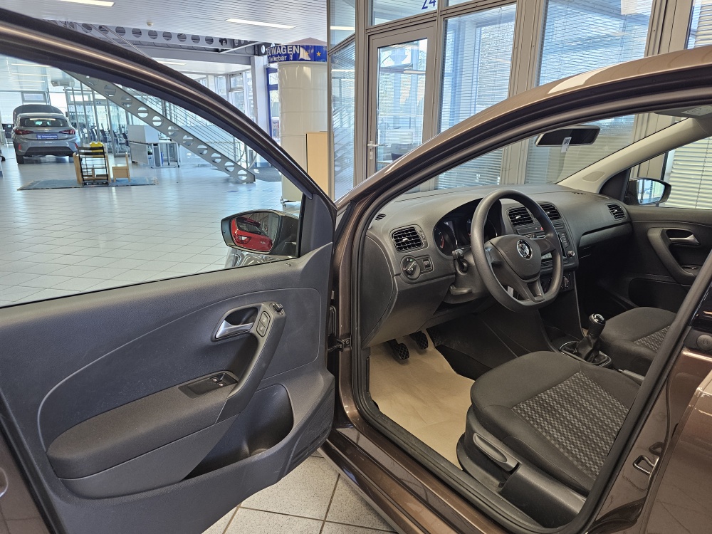 VW Polo bei Hoffmann Automobile in Wolfsburg kaufen und sofort mitnehmen - Bild 15