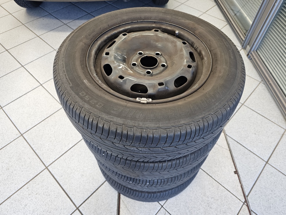 VW Polo bei Hoffmann Automobile in Wolfsburg kaufen und sofort mitnehmen - Bild 4