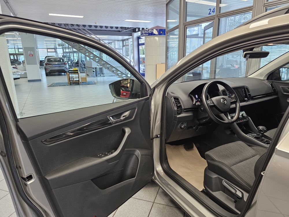Skoda Karoq bei Hoffmann Automobile in Wolfsburg kaufen und sofort mitnehmen - Bild 19