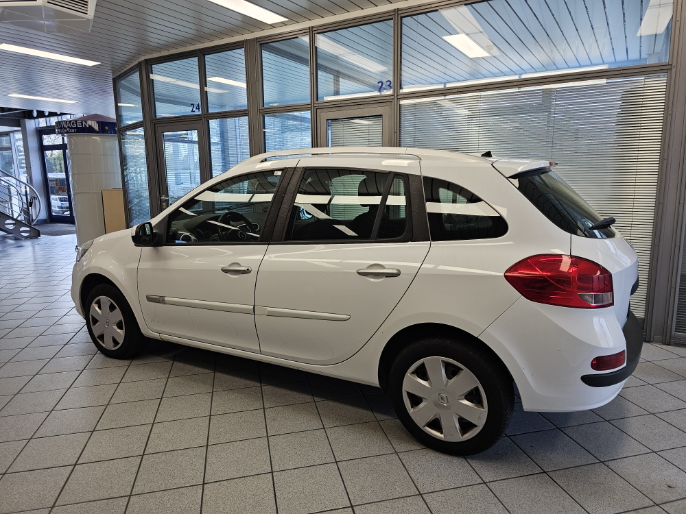 Renault Clio Grandtour bei Hoffmann Automobile in Wolfsburg kaufen und sofort mitnehmen - Bild 11