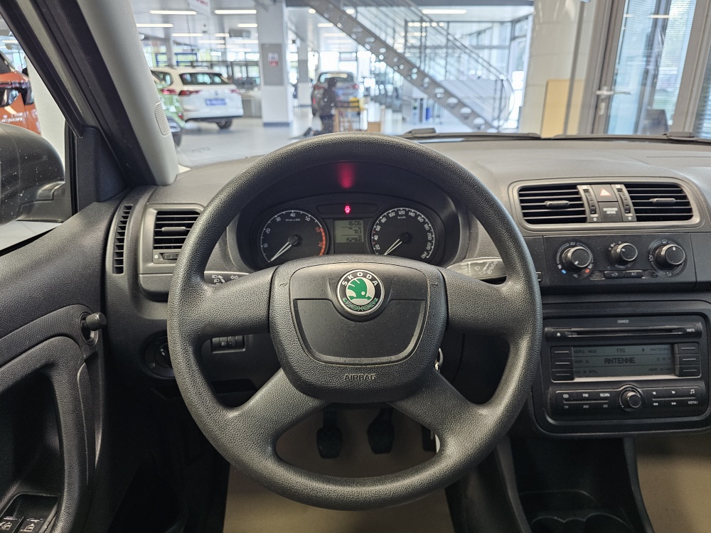 Skoda Fabia bei Hoffmann Automobile in Wolfsburg kaufen und sofort mitnehmen - Bild 9