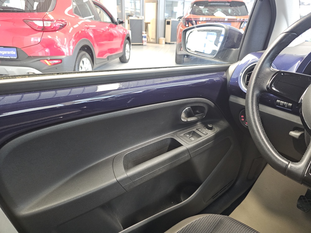 VW up! bei Hoffmann Automobile in Wolfsburg kaufen und sofort mitnehmen - Bild 8