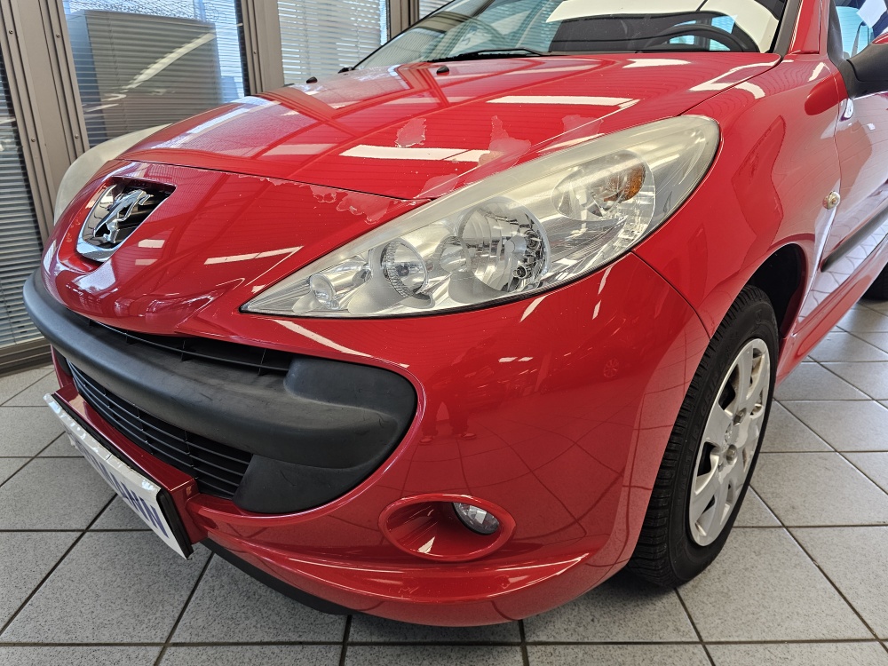 Peugeot 206 bei Hoffmann Automobile in Wolfsburg kaufen und sofort mitnehmen - Bild 14