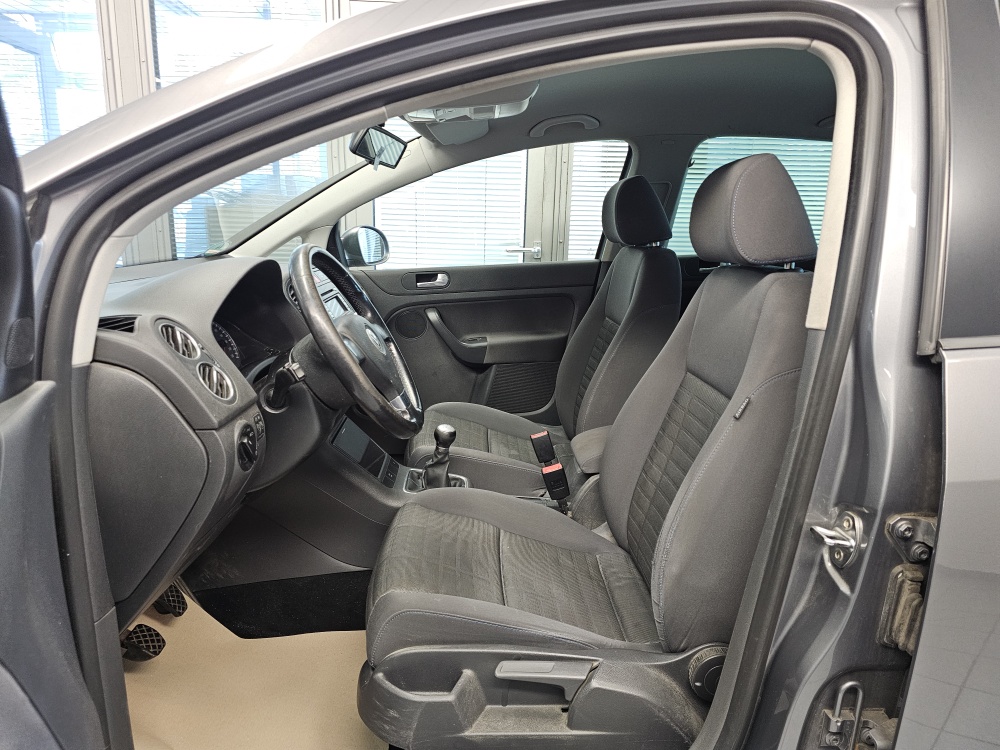 VW Golf Plus bei Hoffmann Automobile in Wolfsburg kaufen und sofort mitnehmen - Bild 11