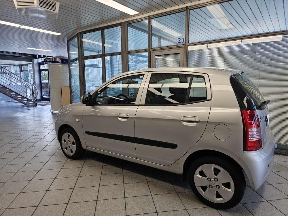 Kia Picanto bei Hoffmann Automobile in Wolfsburg kaufen und sofort mitnehmen - Bild 12