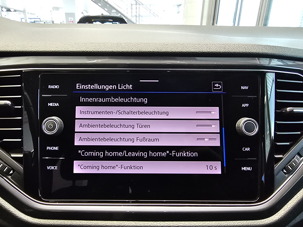 VW T-Roc bei Hoffmann Automobile in Wolfsburg kaufen und sofort mitnehmen - Bild 13
