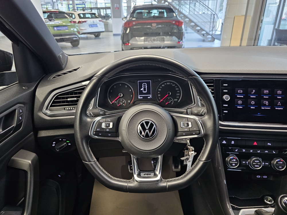 VW T-Roc bei Hoffmann Automobile in Wolfsburg kaufen und sofort mitnehmen - Bild 21