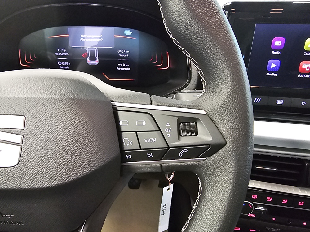 Seat Arona bei Hoffmann Automobile in Wolfsburg kaufen und sofort mitnehmen - Bild 15